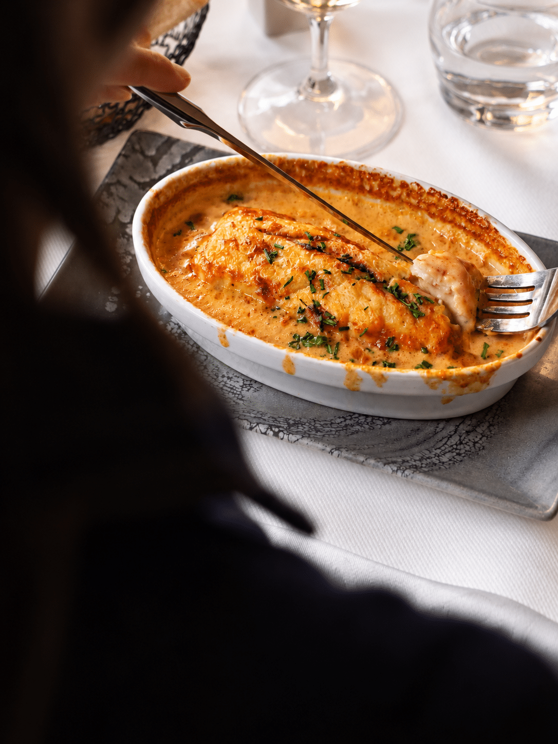 Quenelle de brochet maison à la sauce Nantua servie à la brasserie Le Buré à Tours